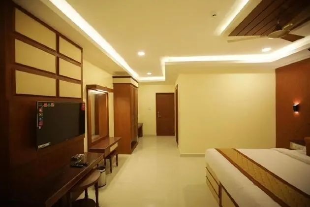 Deluxe Tek Büyük Yataklı Oda