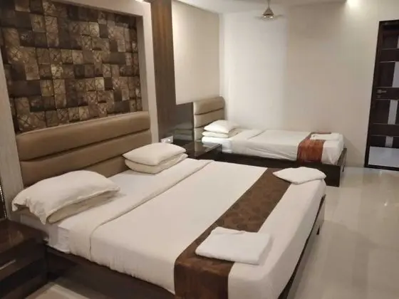 Deluxe Üç Kişilik Oda