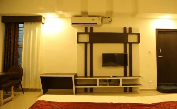 Deluxe Üç Kişilik Oda