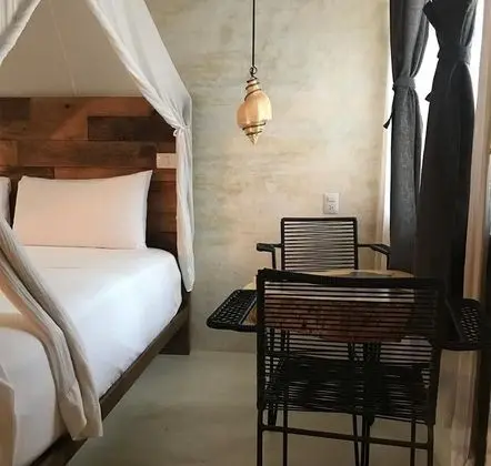 Romantic Süit, Küvet