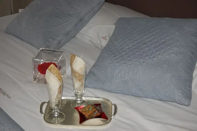Deluxe Tek Büyük Yataklı Oda, Balkon (Afrodite)