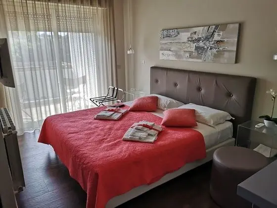 Deluxe Tek Büyük Yataklı Oda, Balkon (Afrodite)