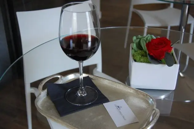 Deluxe Tek Büyük Yataklı Oda, Balkon (Afrodite)
