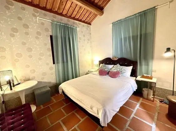 Standard Tek Büyük Yataklı Oda