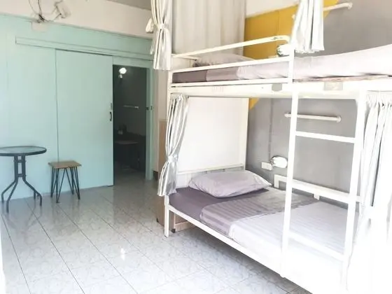 6 Bunk Bed, Mixed Dorm Air