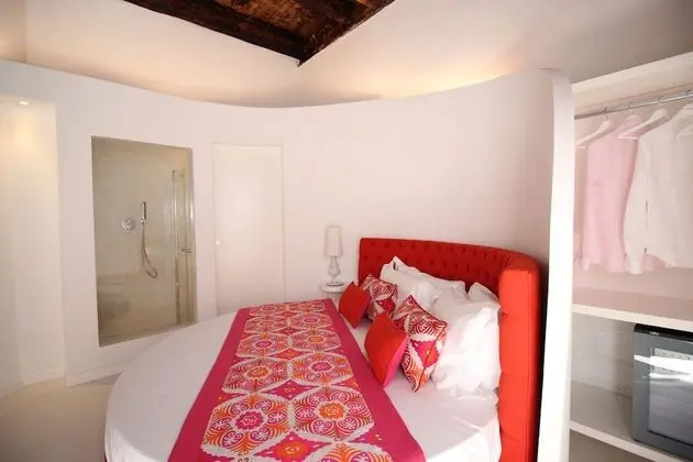 Junior Süit, Balkon