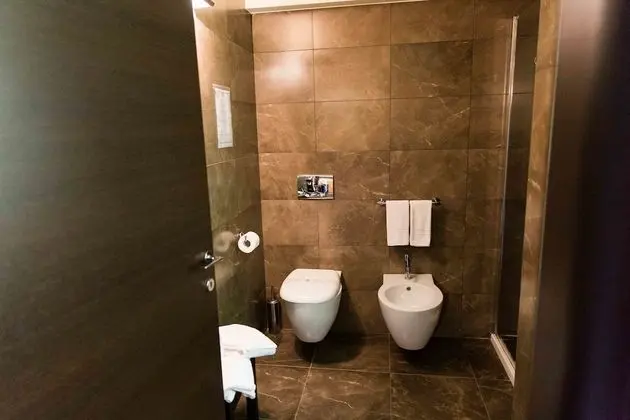 Junior Süit (2 Adulti)