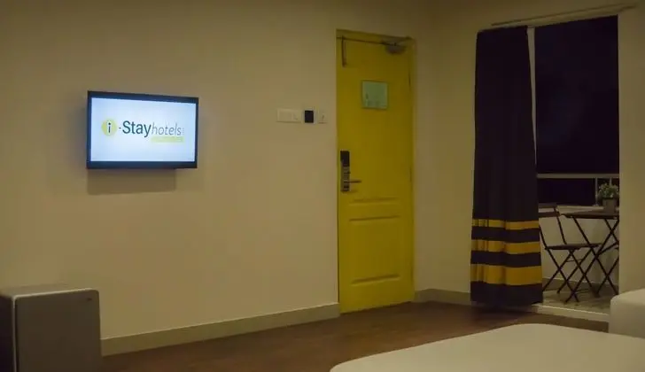 Comfort Tek Büyük veya İki Ayrı Yataklı Oda, Birden Çok Yatak