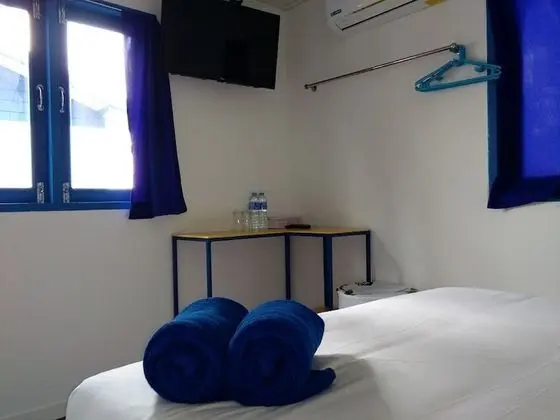 Sea View Cottage - Air Con