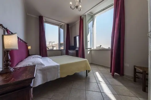 Tek Büyük veya İki Ayrı Yataklı Oda, Özel Banyo