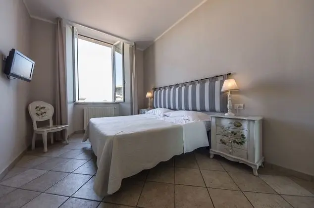 Tek Büyük veya İki Ayrı Yataklı Oda, Özel Banyo