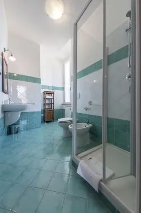 Tek Büyük veya İki Ayrı Yataklı Oda, Özel Banyo