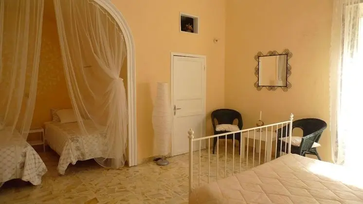 Comfort Dört Kişilik Oda, Özel Banyo, Bahçeli