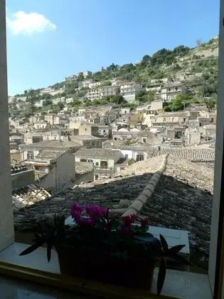 Comfort Üç Kişilik Oda, Şehir Manzaralı