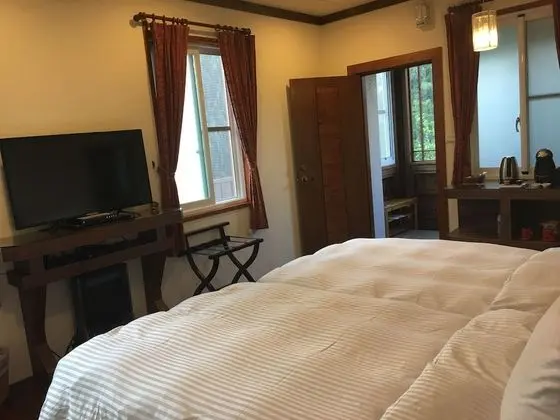 Elite Tek Büyük Yataklı Oda