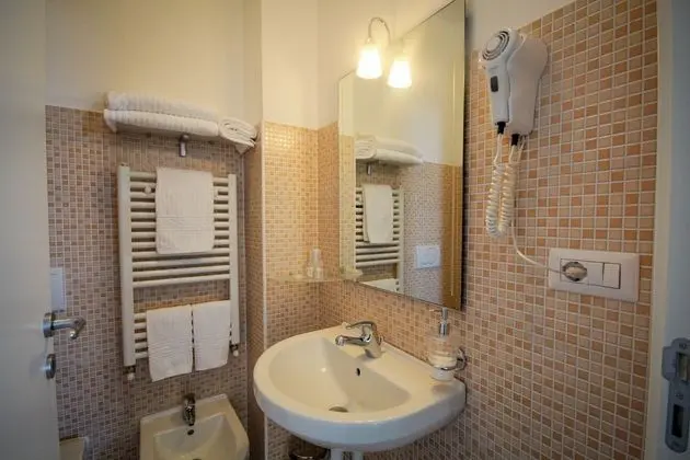 Comfort Tek Büyük veya İki Ayrı Yataklı Oda, 1 Yatak Odası, Özel Banyo, Tepe Manzaralı