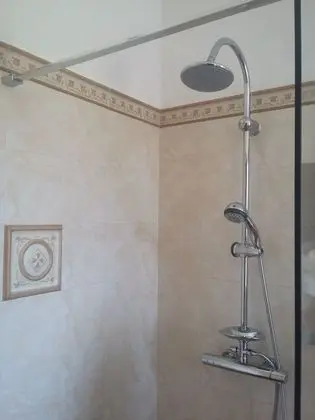 Deluxe Tek Büyük veya İki Ayrı Yataklı Oda, Bahçe Manzaralı