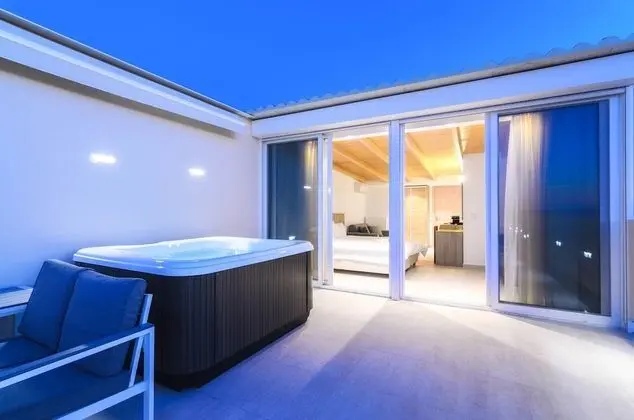 Luxury Süit, Deniz Manzaralı, Denize Bakan