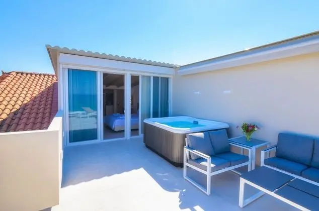 Luxury Süit, Deniz Manzaralı, Denize Bakan
