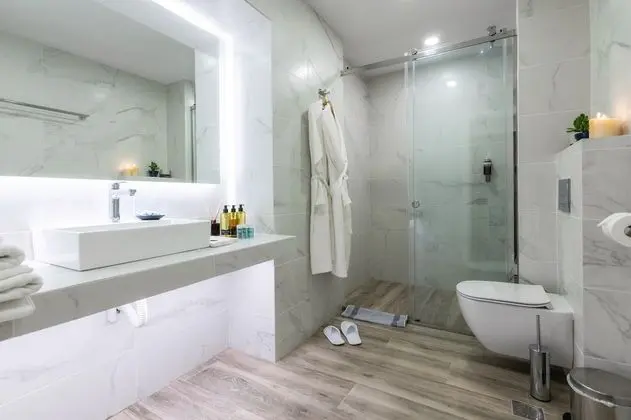 Luxury Tek Büyük Yataklı Oda (Underground)