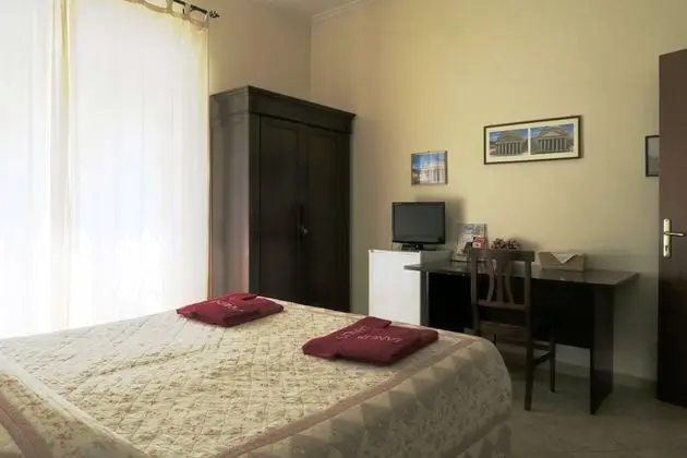 Standard Tek Büyük veya İki Ayrı Yataklı Oda