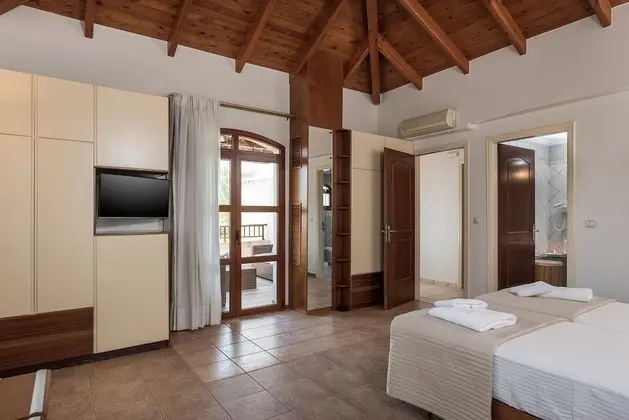 Villa (Aphrodite)