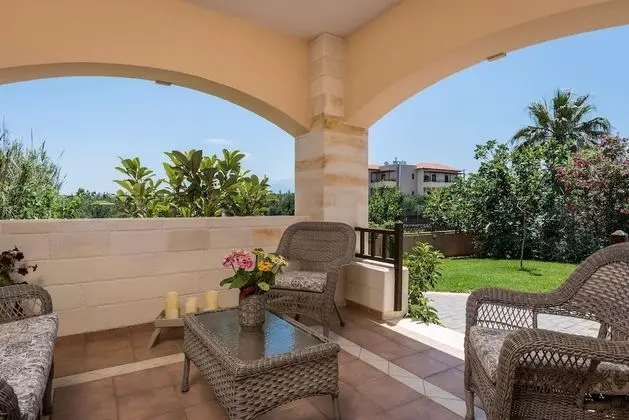 Villa (Aphrodite)