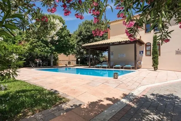 Villa (Aphrodite)