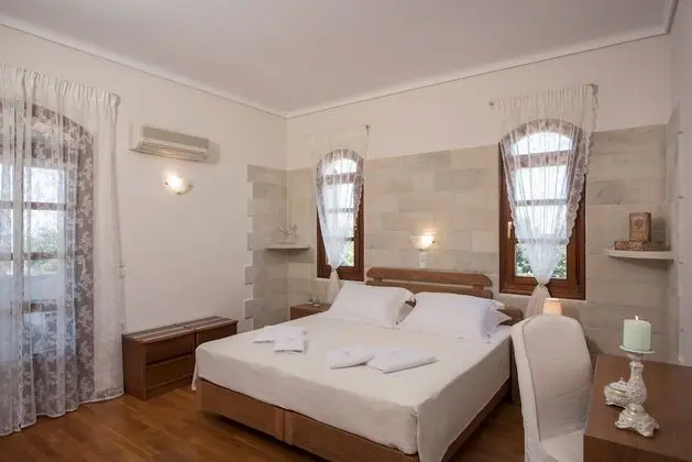 Villa (Natalie)