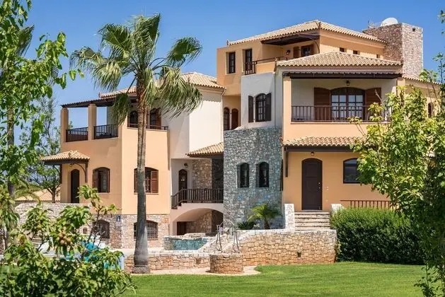 Villa (Natalie)