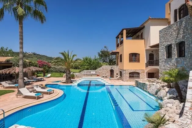 Villa (Natalie)