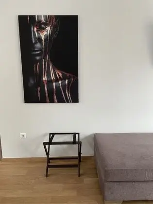 City Tek Büyük Yataklı Oda