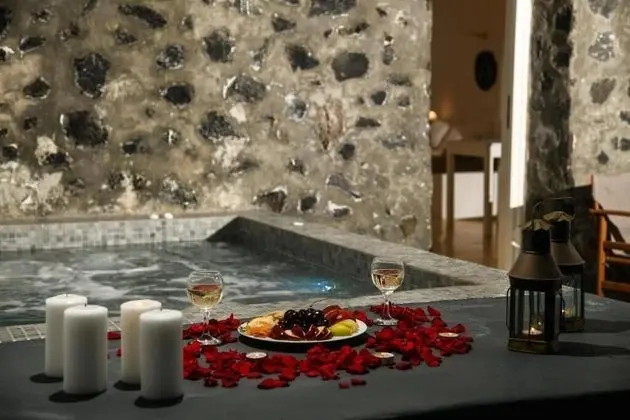 Deluxe Villa, 1 Yatak Odası, Sıcak Su Havuzu, Deniz Manzaralı