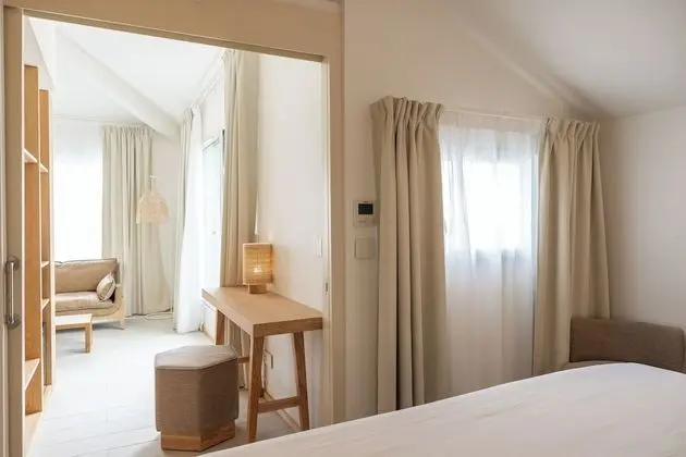 Süit, Teras, Havuz Manzaralı