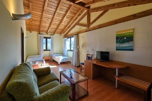 Family Room (4 adults)