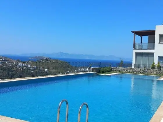 Daire-İki Yatak Odalı, Bahçe Manzaralı, Balkonlu