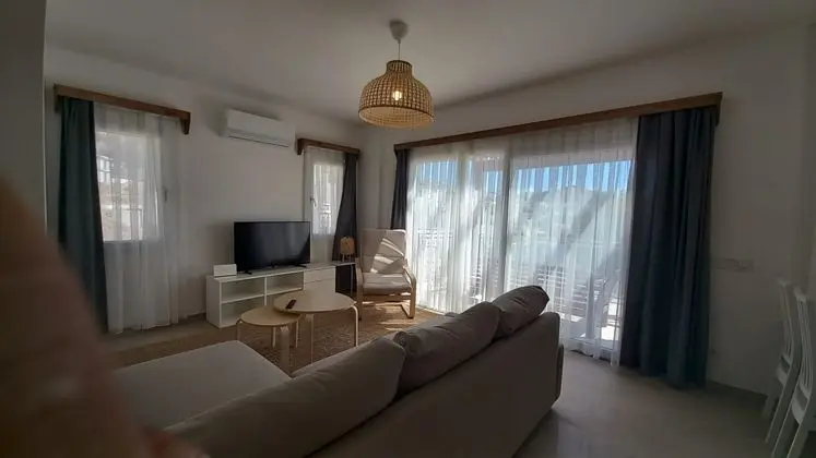 Daire-İki Yatak Odalı, Bahçe Manzaralı, Balkonlu