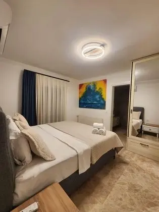 Villa, Havuz Manzaralı, Giriş Katı