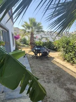 Studio, Deniz ve Dağ Manzaralı, Özel Bahçeli