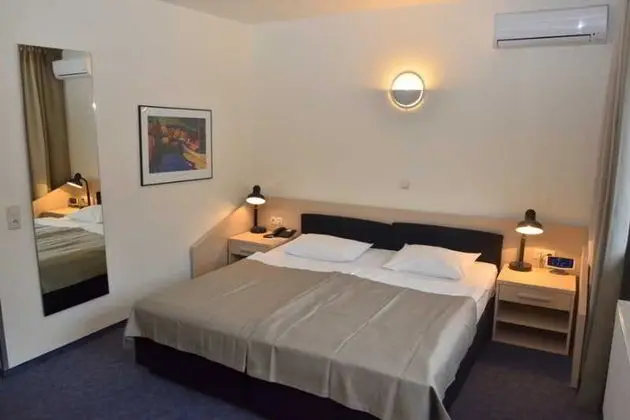 1 Çift ​​kişilik Yatak Standard