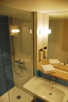 Comfort Tek Büyük veya İki Ayrı Yataklı Oda
