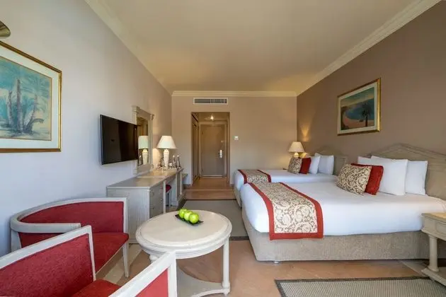 Superior Oda, Bahçe Manzaralı (Queen or Twin Bed)