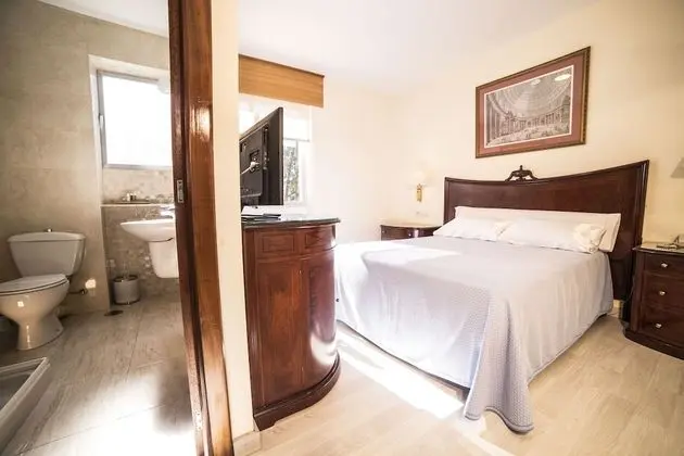 Classic Tek Büyük Yataklı Oda