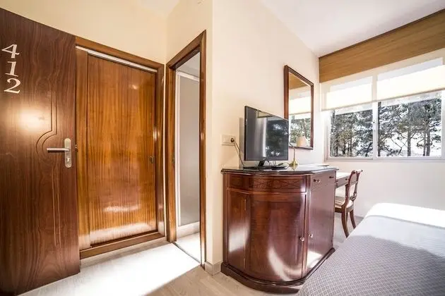 Classic Tek Büyük Yataklı Oda