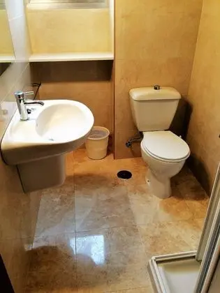 Classic Tek Büyük Yataklı Oda