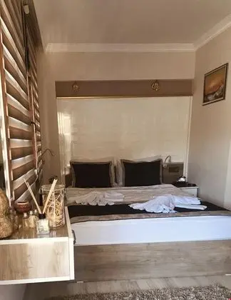 Villa - Ortak Havuzlu