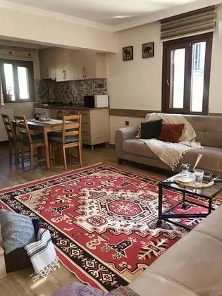 Villa - Ortak Havuzlu
