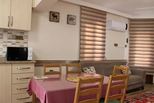 Villa - Ortak Havuzlu