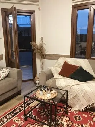Villa - Ortak Havuzlu