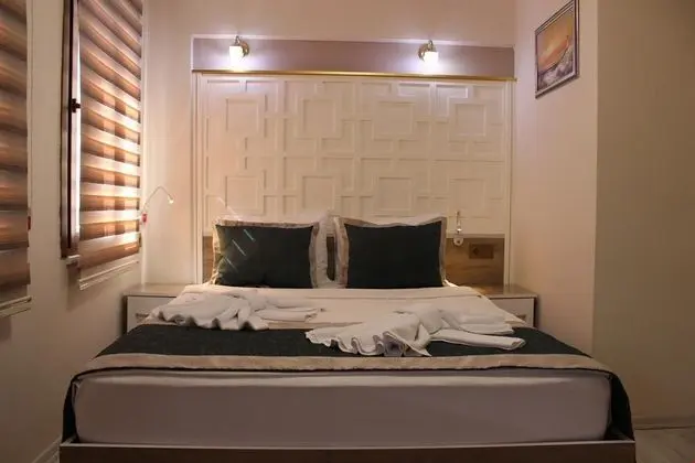 Villa - Ortak Havuzlu